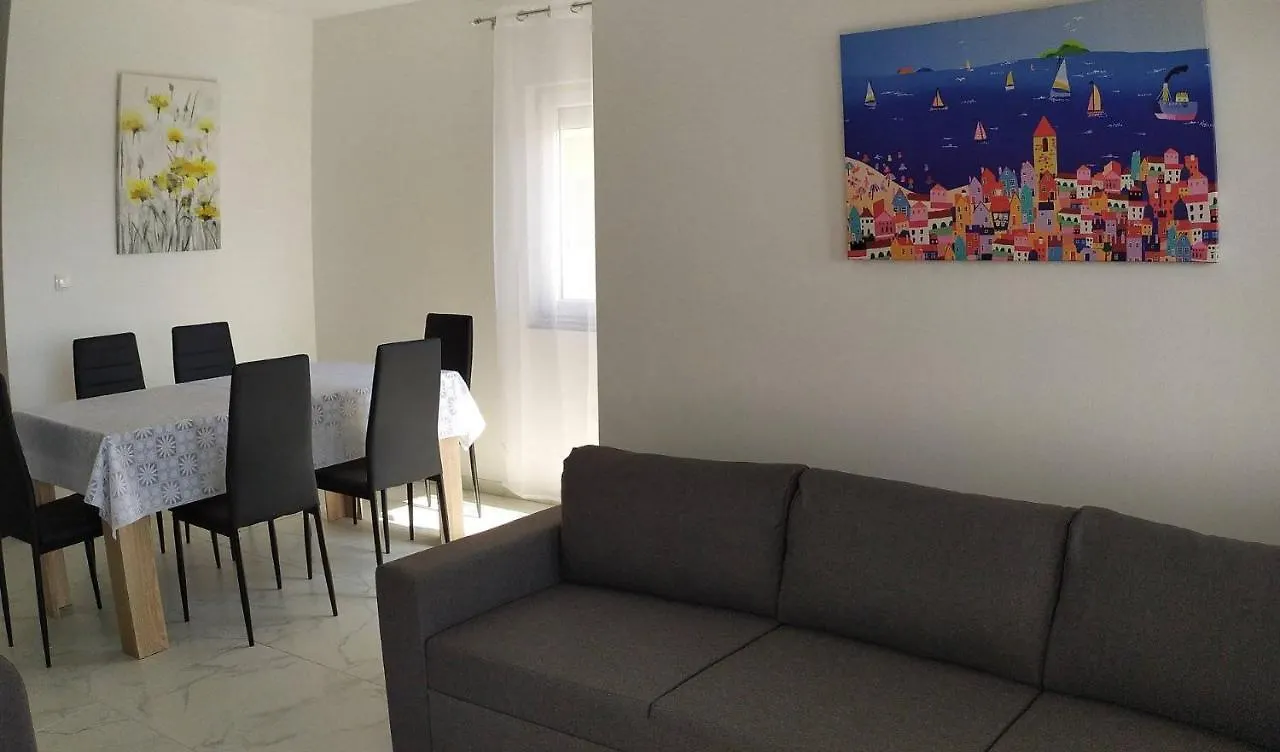 Villa Stella Trogir 0*,  Hırvatistan